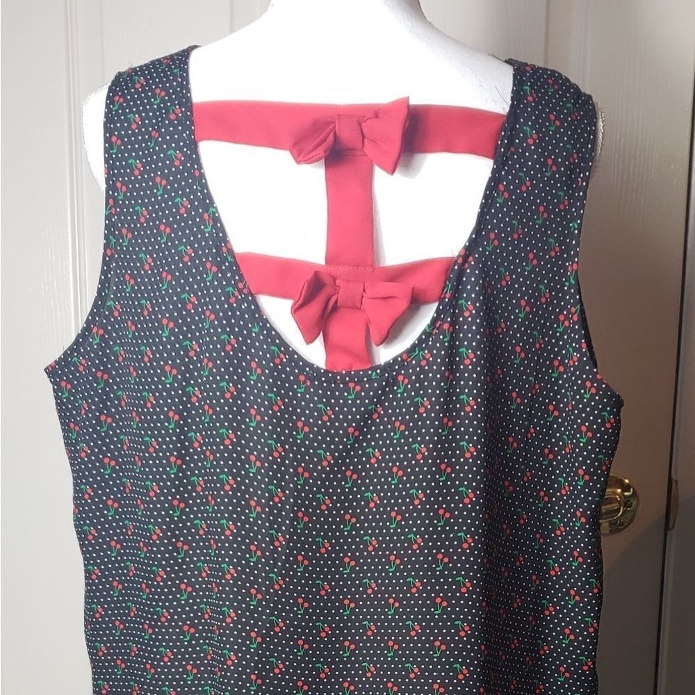 🍒 Cherry sleeveless top